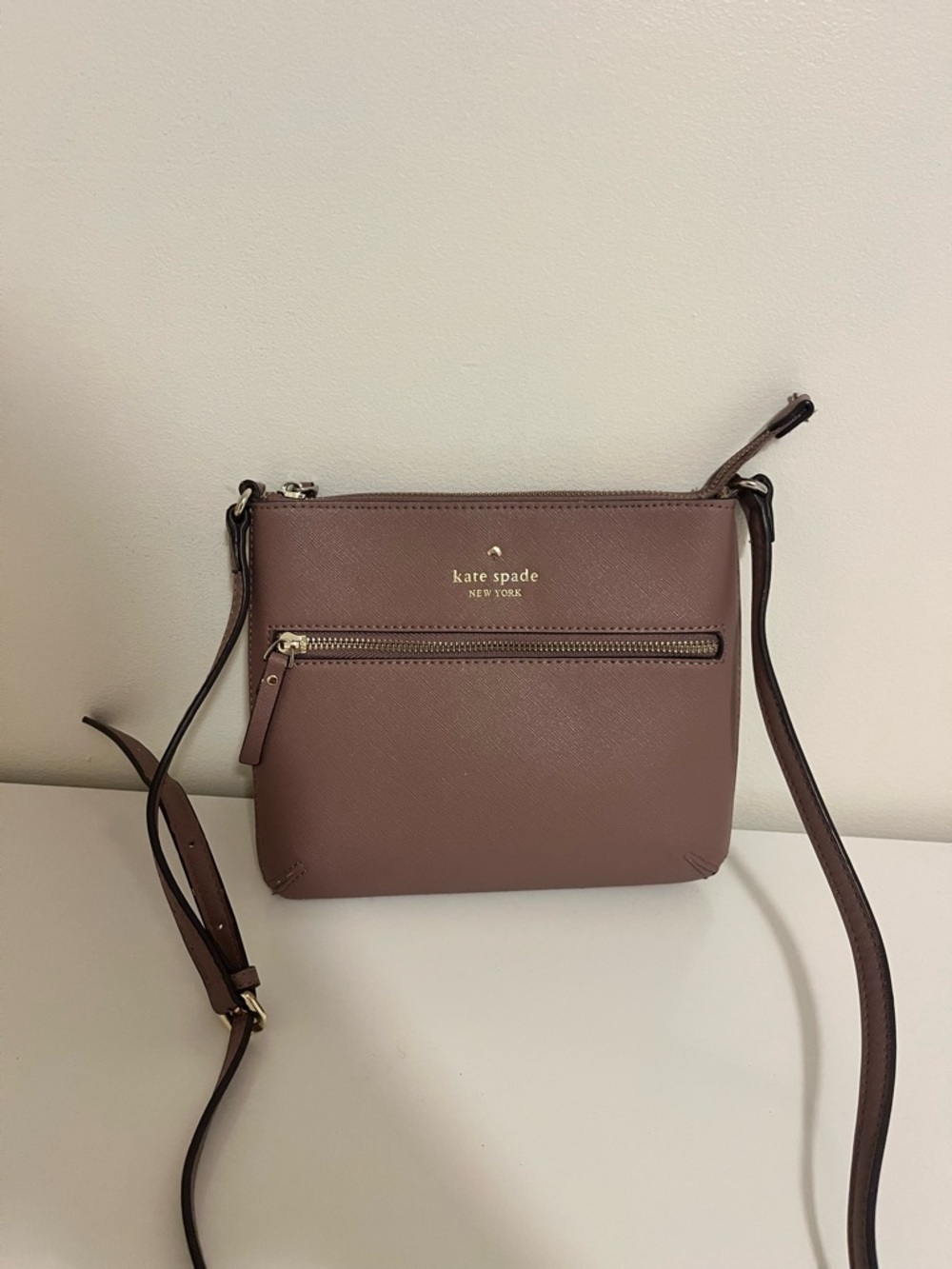 kate spade mauve brown crossbody bag with gold-tone hardware
